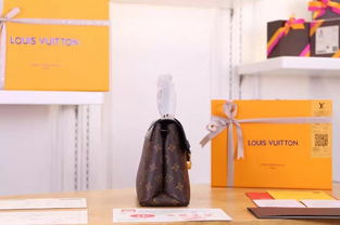 探秘广州白云皮具城 LV蒙田老花包引领的欧美时尚潮女新风尚