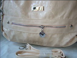 箱包鞋帽与鞋帽箱包 时尚与功能的完美融合