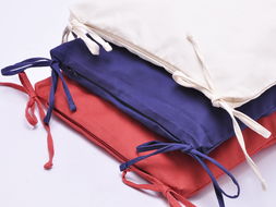 一站式时尚便捷之选 出口级存折包、化妆包、上班包、裤裤与鞋鞋现货热销